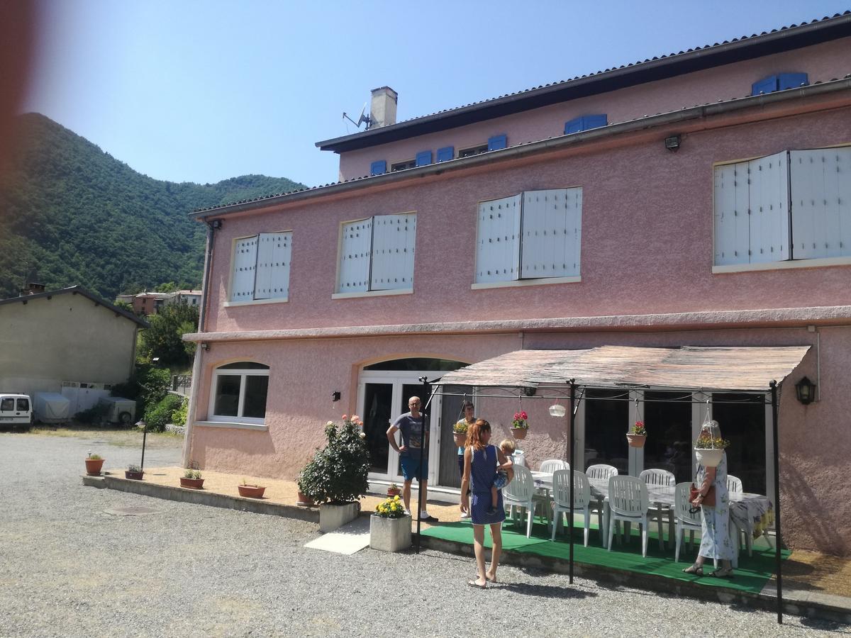 Gites Les Tilleuls Clamensane Exteriér fotografie